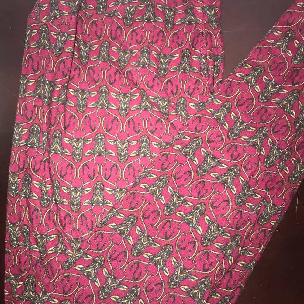 Tall & Curvy Lularoe Deer Leggings